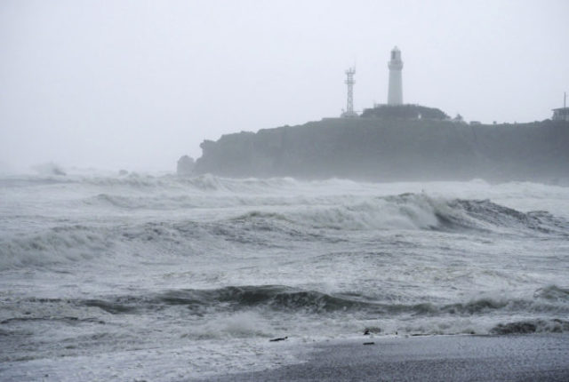 531606_japan_typhoon_00354 676x454.jpg