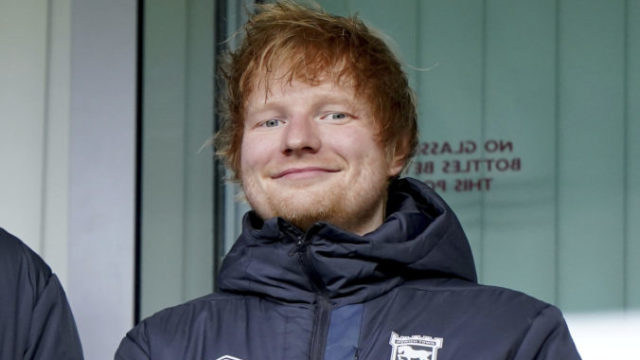 531617_ipswich_sheeran_soccer_59885 676x446.jpg