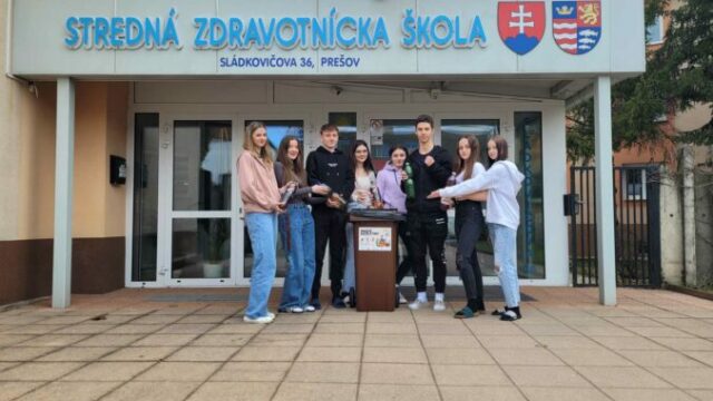 533913_1_olejko chrani prirodu_ stredna zdravotnicka skola v presove 676x507.jpg