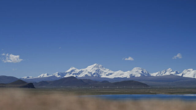 534964_china_tibet_avalanche_68624 676x451.jpg