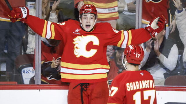 535075_kraken_flames_hockey_28833 676x429.jpg