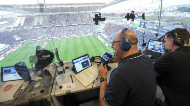 535554_brazil_nfl_commentators_67083 676x451.jpg