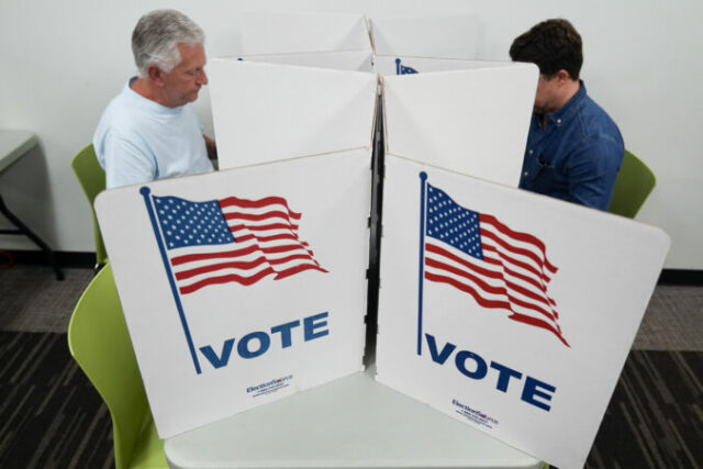 535776_election_2024_virginia_early_voting_07234 676x451.jpg