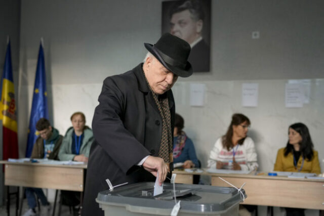 535813_moldova_election_74802 676x451.jpg