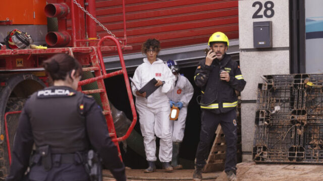 535887_spain_floods_43362 676x451.jpg