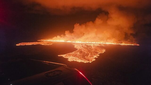 536809_iceland_volcano_96770 676x381.jpg