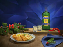 537574_becherovka 676x505.jpg
