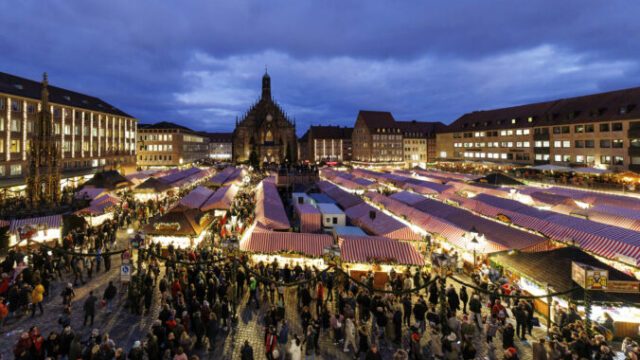 537658_germany_christmas_market._09383 676x451.jpg