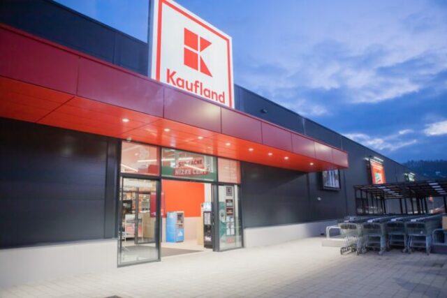 538296_kaufland sa v decembri rozrastol na 83 predajni nova pribudla aj v handlovej 676x451.jpg