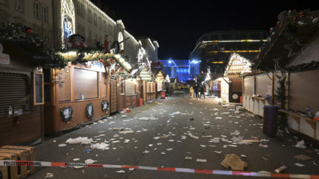 538395_germany_christmas_market_24724 676x451.jpg