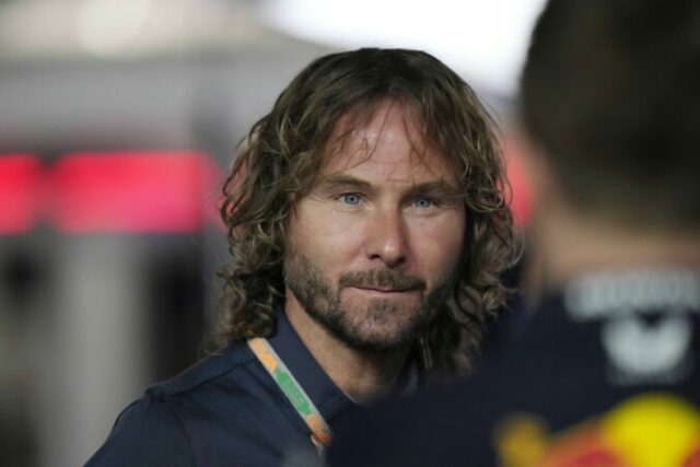 538600_nedved 676x451.jpg