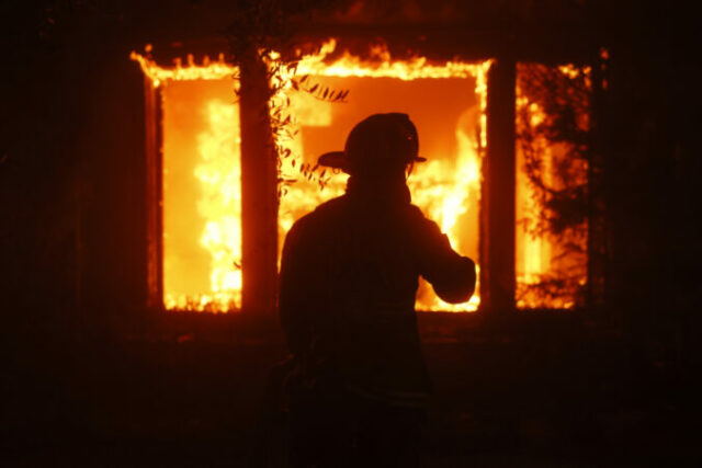 539082_california_wildfires_33624 676x451.jpg