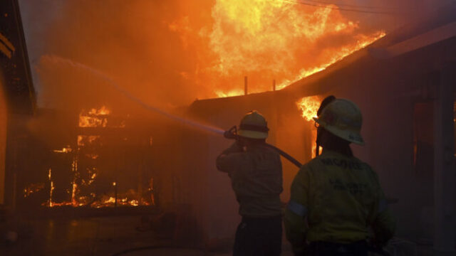 539110_california_wildfires_36042 676x451.jpg