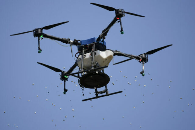 542251_brazil_seeding_drones_72739 676x451.jpg