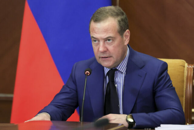 542320_russia_medvedev_93558 1 676x451.jpg