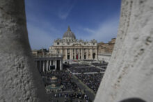 543711_vatican_pope_palm_sunday_23462 676x451.jpg
