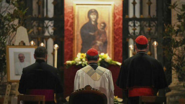 543873_vatican_pope_68928 1 676x451.jpg
