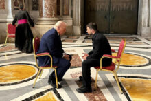 543877_trump_vatican_pope_37554 676x451.jpg