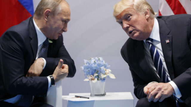 543885_vladimir putin donald trump 676x451.jpg