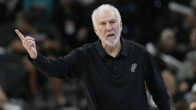 544153_magic_spurs_basketball_56683 676x451.jpg