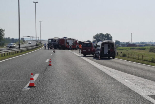 544213_croatia_bus_crash_09374 acdc9ef1dd88479fb998fc02d6ad8338 676x451.jpg