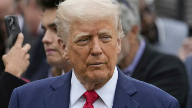 544337_trump_white_house_easter_egg_roll_49271 676x451.jpg