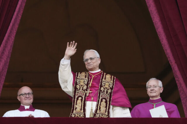 544366_vatican_conclave_new_pope_69358 676x451.jpg