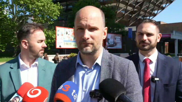 544492_hnutie sl4.jpg