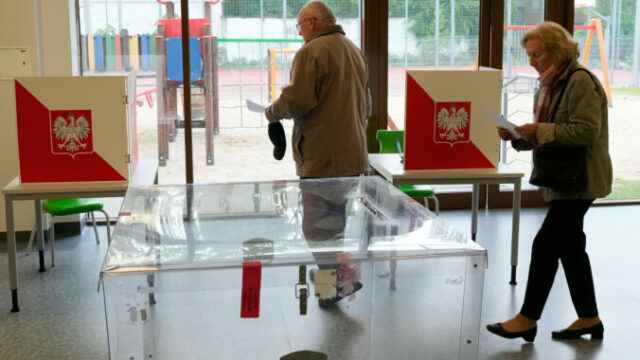 544716_poland_presidential_election_40112 676x451.jpg