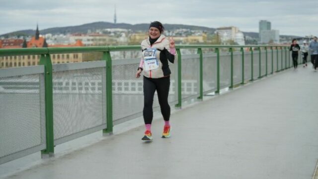 545122_renata1 676x446.jpg