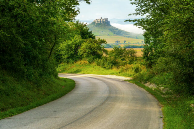 546058_spissky hrad 676x451.jpg