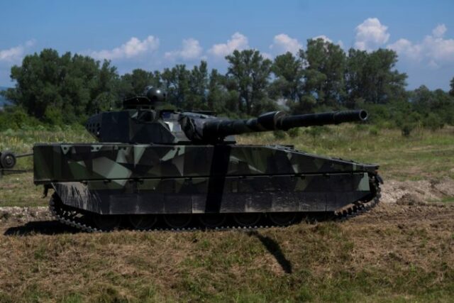 546383_tankove_dni_laugaricio_cv90120_ukazka 676x451.jpg