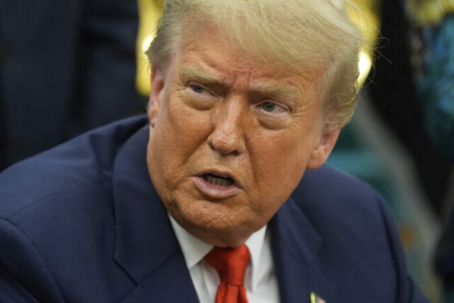 546400_trump_congo_rwanda_peace_agreement_03669 676x451.jpg
