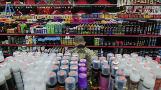 546479_trump_tariffs_black_hair_care_07037 676x451.jpg
