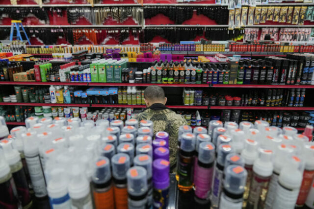546479_trump_tariffs_black_hair_care_07037 676x451.jpg