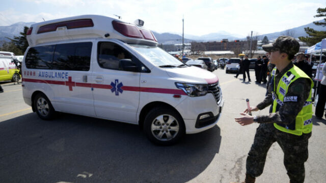 546566_south_korea_accidental_bombing_78743 676x451.jpg