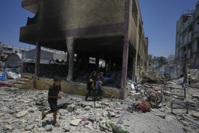 546681_israel_palestinians_58053 676x451.jpg
