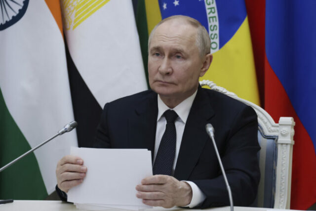 546824_russia_brics_putin_61113 676x451.jpg