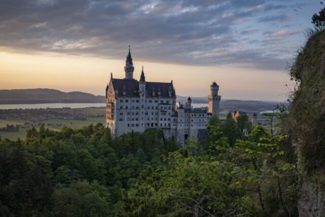 547019_germany_bavarian_palaces_98593 676x451.jpg