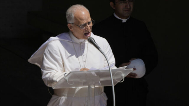 547257_italy_pope_31326 676x451.jpg