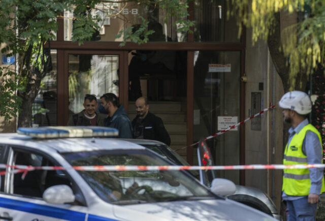 547507_greece_apartment_blast_97490 676x459.jpg