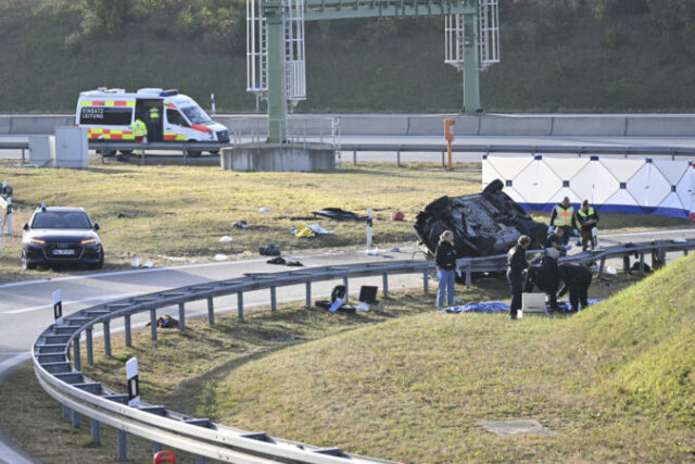 547521_germany_highway_crash_15151 676x451.jpg