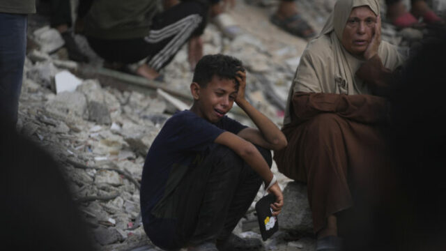 547530_aptopix_israel_palestinians_gaza_04926 676x451.jpg