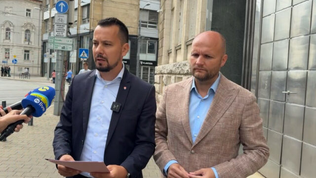 547584_demokrati 2.jpg