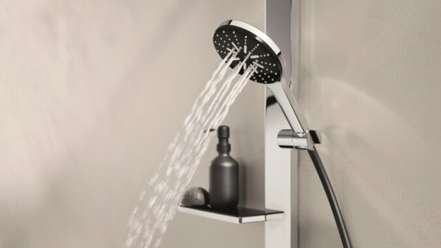 547639_grohe rainshower aqua pure 2 676x442.jpg
