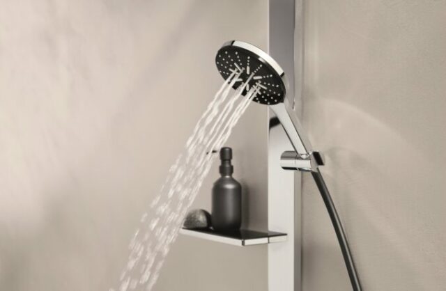 547639_grohe rainshower aqua pure 2 676x442.jpg