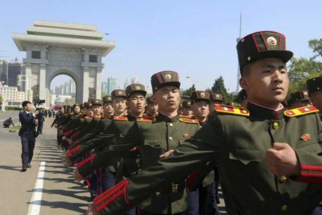 547654_north_korea_revolutionary_army_58818 676x451.jpg
