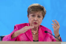 547665_global_finance_54961 676x451.jpg