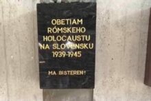 547819_holokaust 676x451.jpg