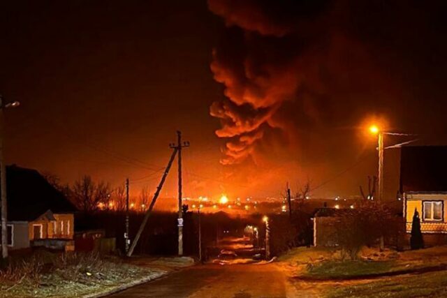 548232_russia_fire_16920 3f27fae932514c09925dddb6850e011a 676x451.jpg